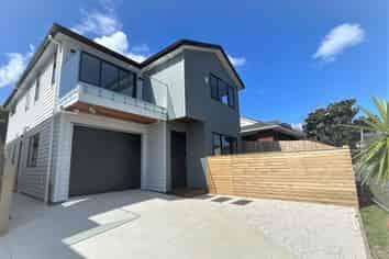 2B Askew Place, Farm Cove