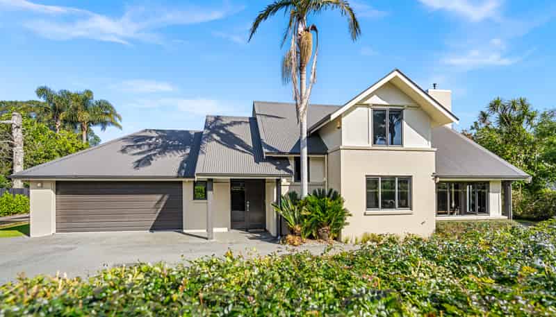 98b Western Hills Drive, Kensington
