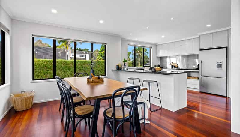 98b Western Hills Drive, Kensington