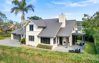 98b Western Hills Drive, Kensington