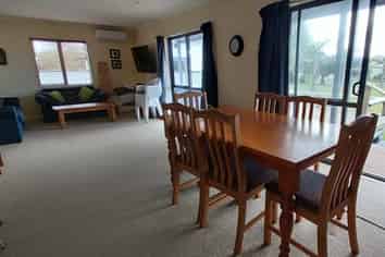 425 Linton Crescent, Whangamata