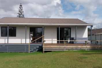 425 Linton Crescent, Whangamata