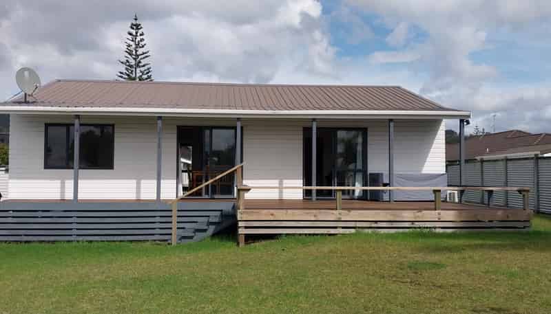 425 Linton Crescent, Whangamata