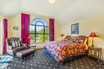 Luxurious forest haven - Auction