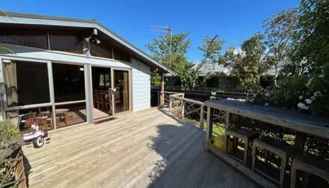 194 Te Moana Road, Waikanae