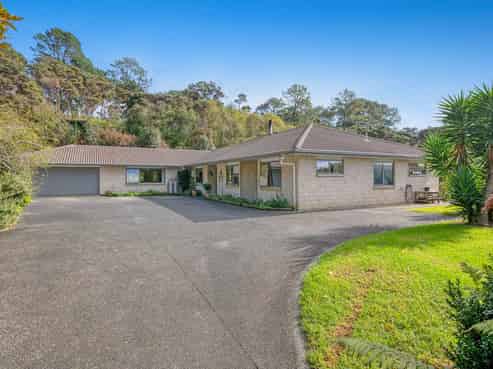 42 Urumaraki Avenue, Helensville