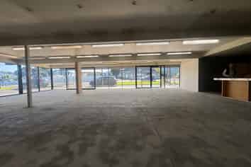 Showroom/Warehouse - Ellerslie