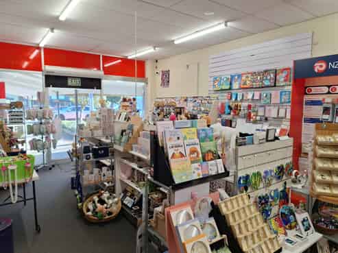 Well established Lotto and Post Shop