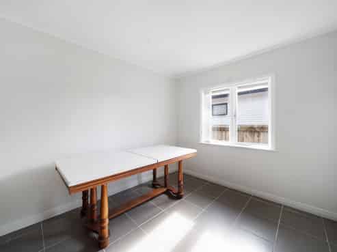 51 Hallberry Road, Mangere East