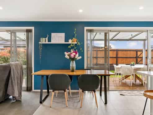 9 Tahuna Minhinnick Drive, Glenbrook