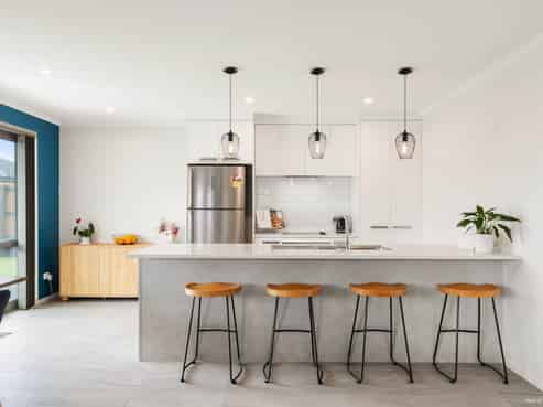 9 Tahuna Minhinnick Drive, Glenbrook