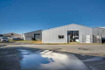 Dual Freehold Warehouses - Onekawa