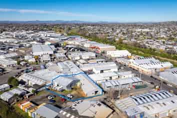 Dual Freehold Warehouses - Onekawa