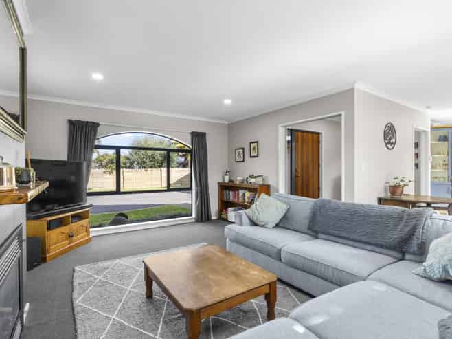 6 Merivale Court, Rototuna