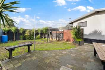2/14 Idlewild Avenue, Mangere
