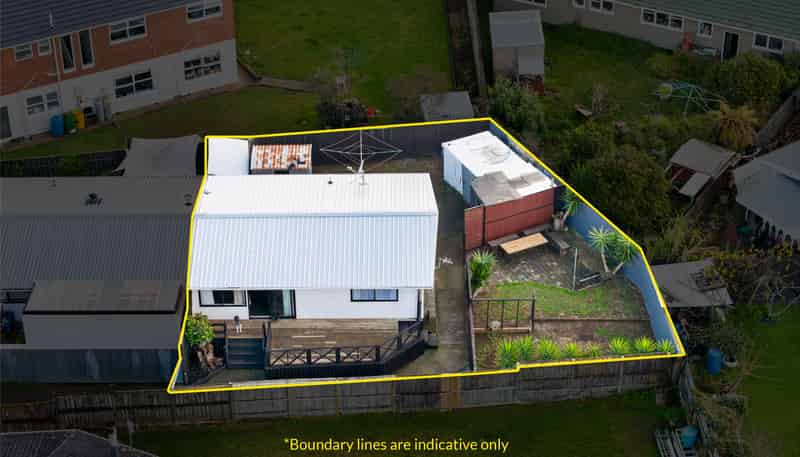 2/14 Idlewild Avenue, Mangere