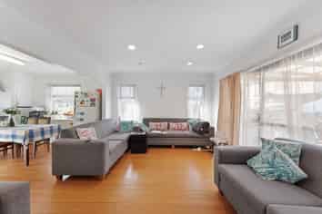 23 Forbes Road, Favona