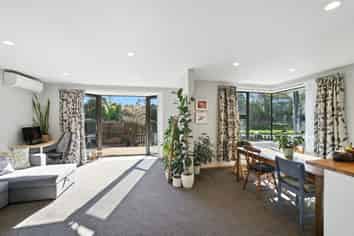 1/150 Riverlaw Terrace, Saint Martins