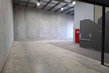 Great Value Industrial & Office - Rent Reduced! 