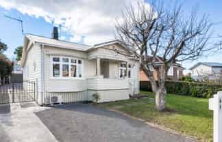 138 Grey Street, Onehunga