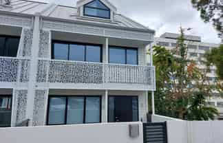 30C Claude Road, Epsom