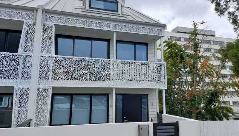 30C Claude Road, Epsom