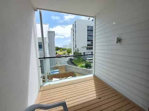 30C Claude Road, Epsom