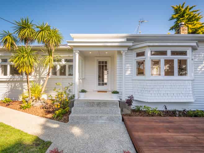 28 Haig Avenue, Three Kings