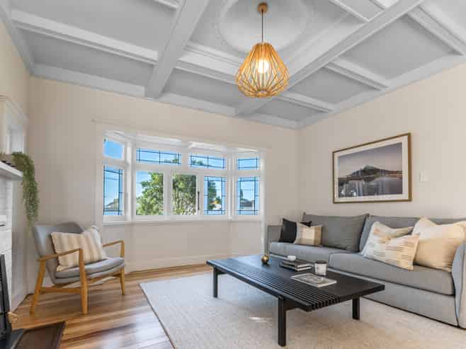 28 Haig Avenue, Three Kings