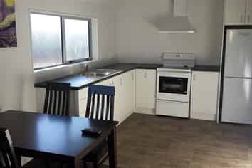 2B/7 Snead Place, Hillcrest