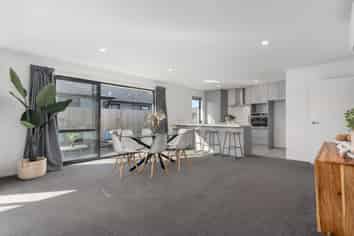 53 Stud Road, Yaldhurst