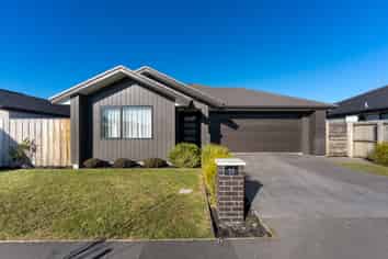 53 Stud Road, Yaldhurst