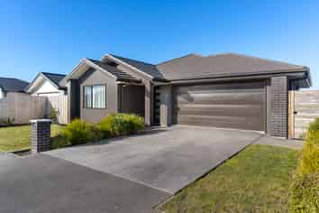 53 Stud Road, Yaldhurst