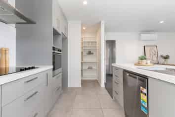 53 Stud Road, Yaldhurst