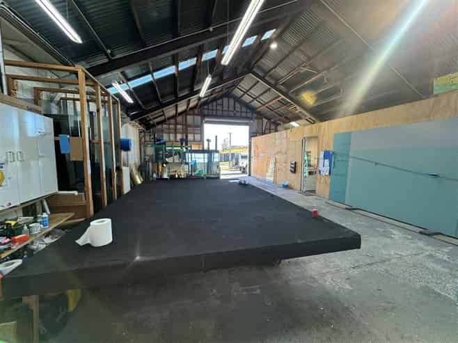 CBRE | High-Profile Industrial Warehouse