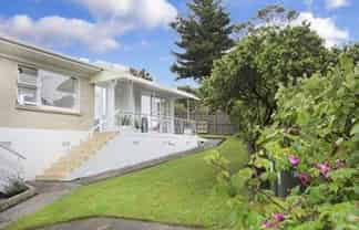 2/44 O'Halloran Road , Howick