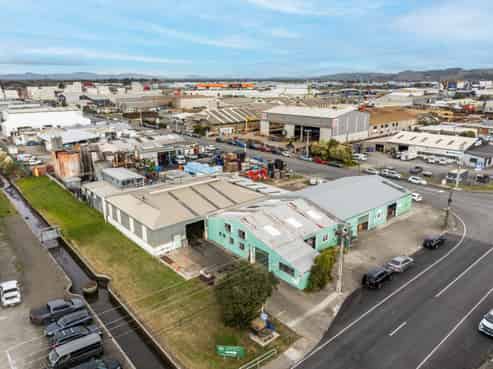 High profile industrial corner site