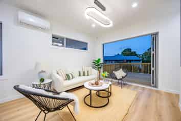 16C Blue Gum Rise, Sunnyhills