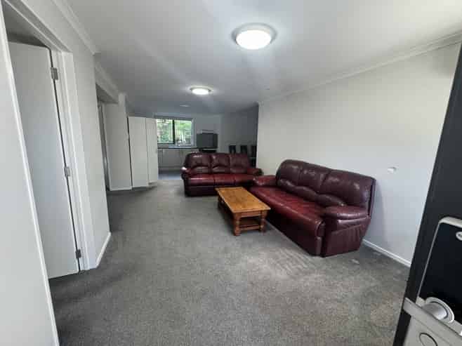 54A The Enclave, Totara Heights