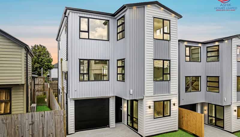  Rustic Charm , Manurewa