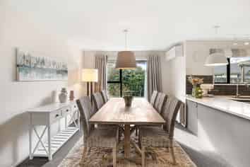 8 Dulcie Place, Harewood