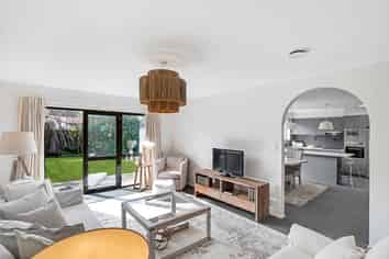 8 Dulcie Place, Harewood