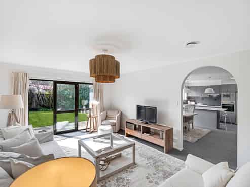 8 Dulcie Place, Harewood