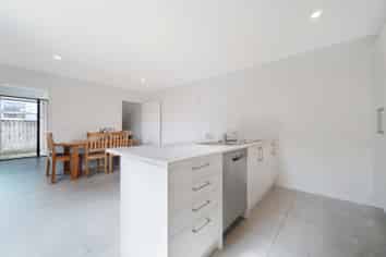 3/374 Main Road, Huapai