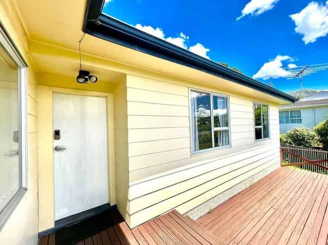 58 Alexander Avenue, Torbay