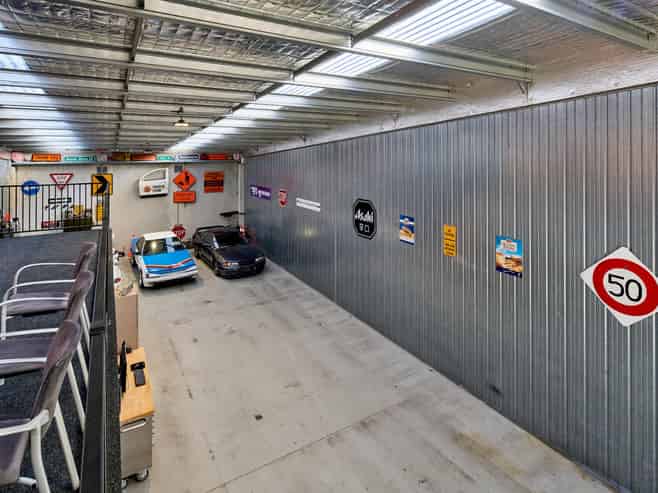 Sought after business park!