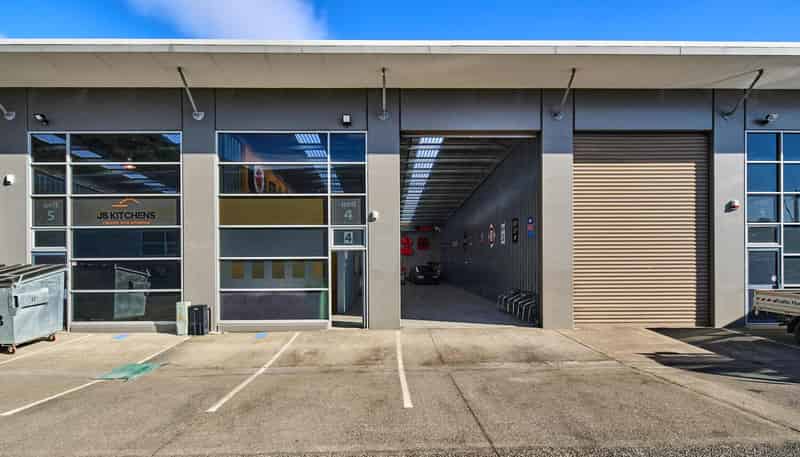 4/50 Gracefield Road, Gracefield