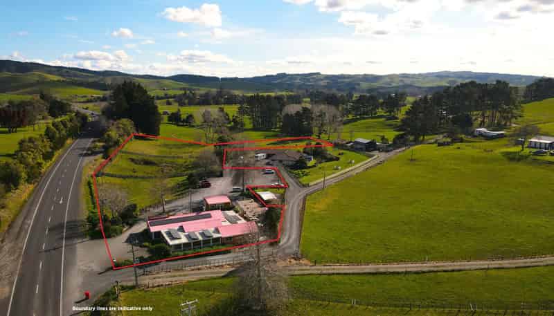 3815 State Highway 2, Mangatarata