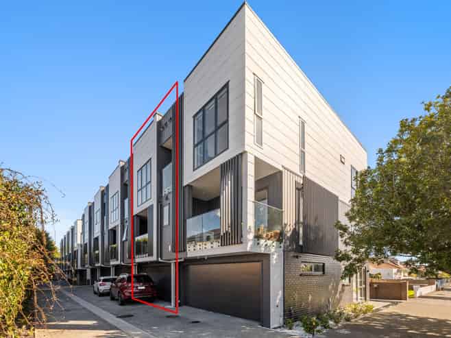 Lot 2 and 7, 12 King Edward Avenue, Epsom