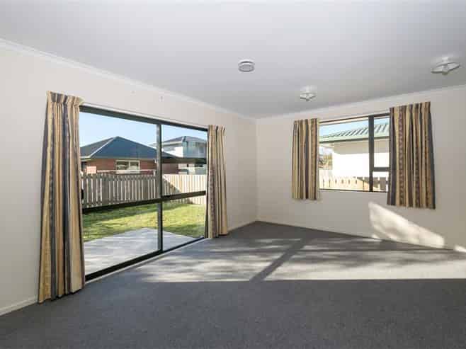 205B Maxwell Road, Redwoodtown